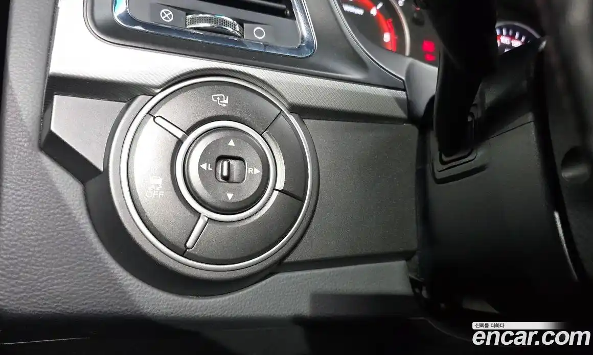 SsangYong Korando 2016 2.0 автомат (гидро), фото 22