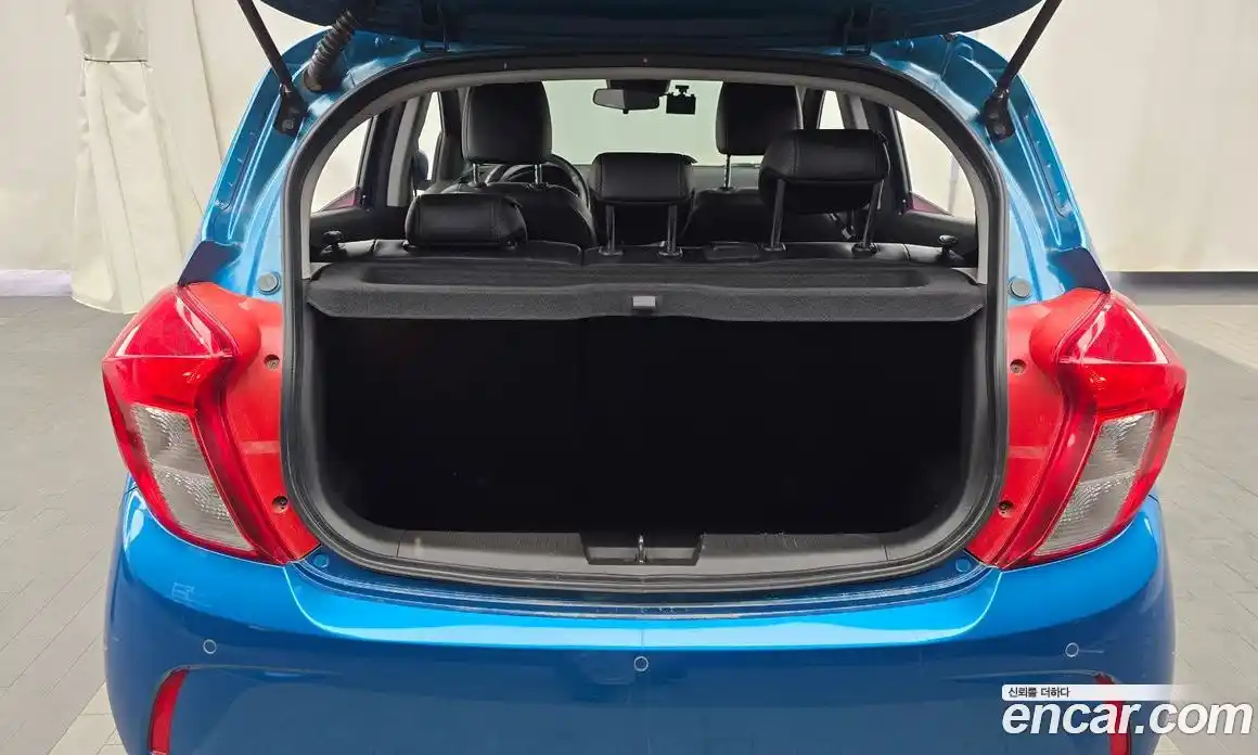 Chevrolet Spark 2018 1.0 автомат (гидро), фото 26