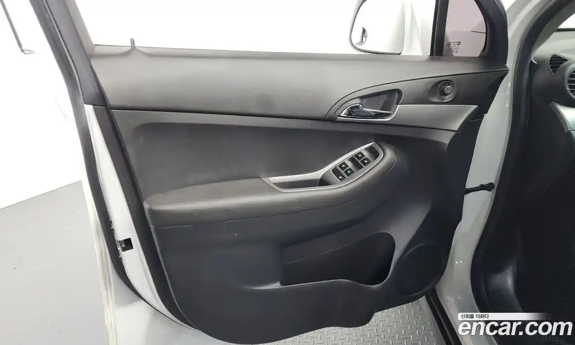 Chevrolet Orlando 2011 2.0 автомат (гидро), фото 13