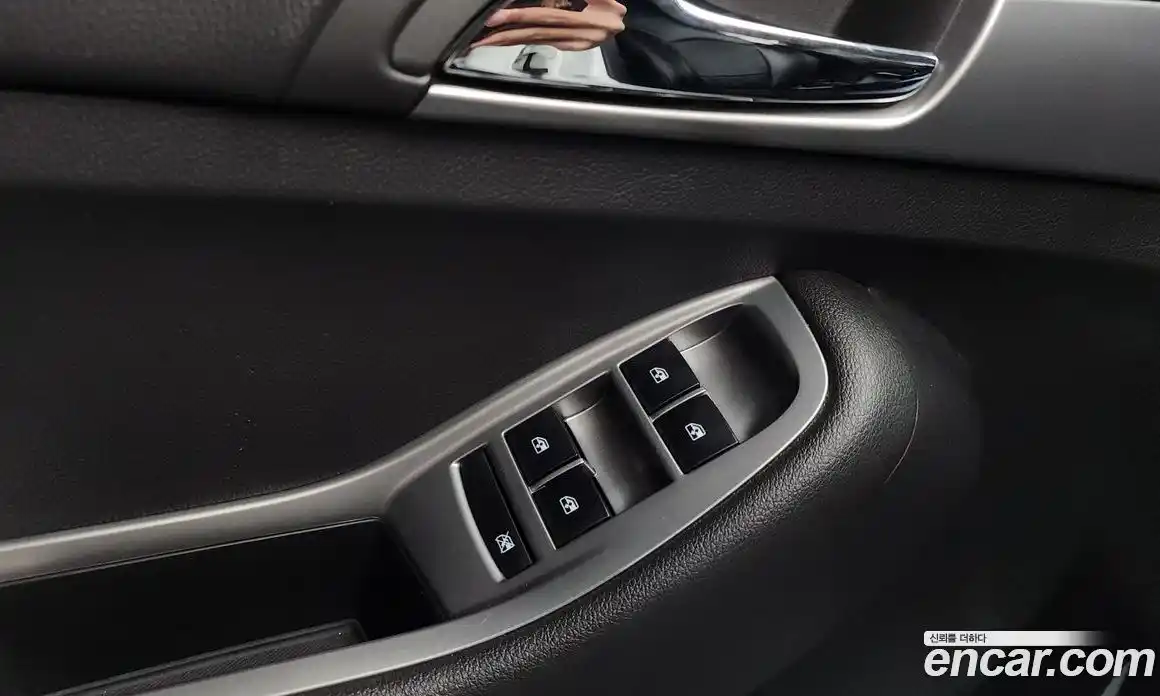 Chevrolet Orlando 2011 2.0 автомат (гидро), фото 28