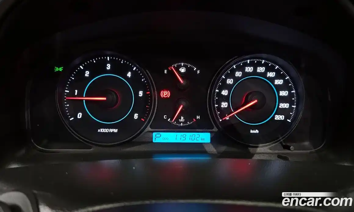Chevrolet Captiva 2012 2.0 автомат (гидро), фото 8