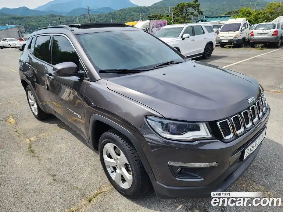 Jeep Compass 2019 2.4 автомат (гидро), фото 1