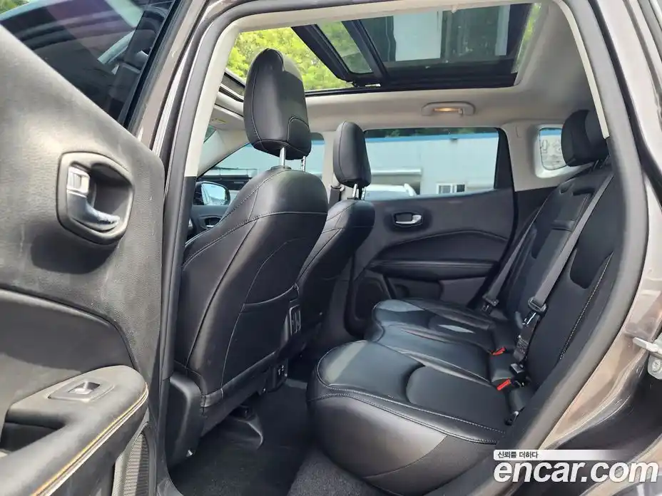 Jeep Compass 2019 2.4 автомат (гидро), фото 19