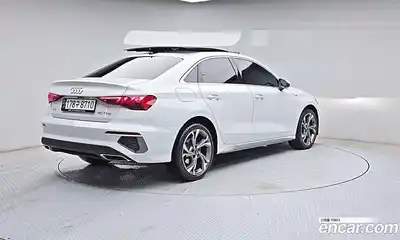 Audi A3 2023 2.0 автомат (гидро), миниатюра 4