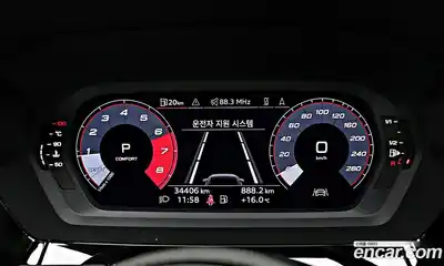 Audi A3 2023 2.0 автомат (гидро), миниатюра 8