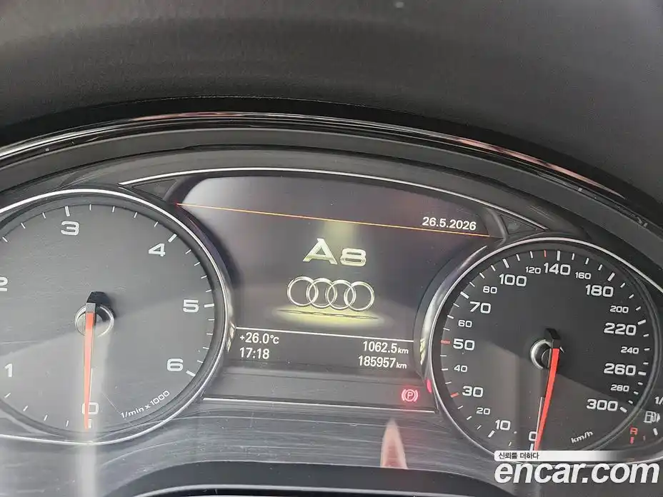 Audi A8 2012 4.1 автомат (гидро), фото 8