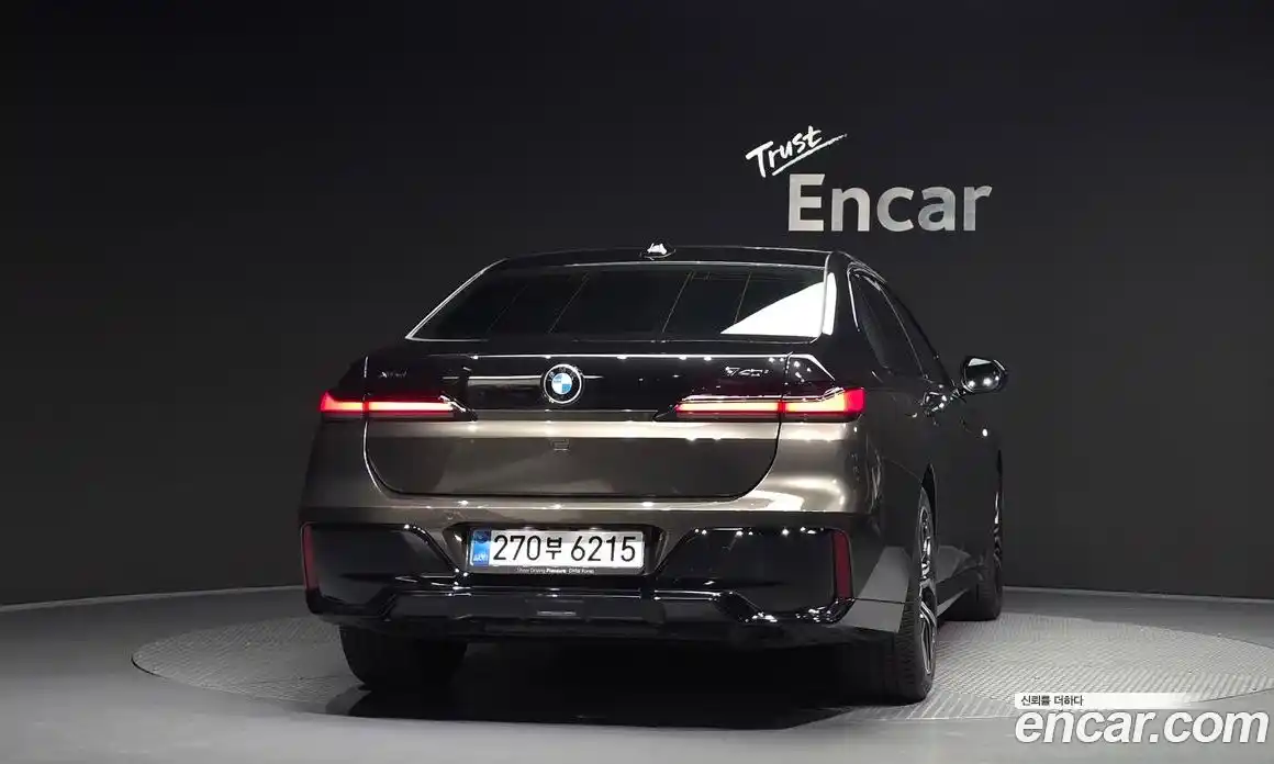 BMW 7 серия 2024 3.0 автомат (гидро), фото 4