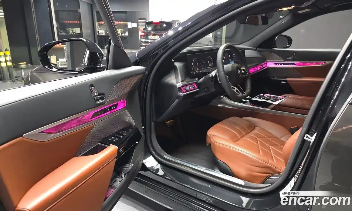 BMW 7 серия 2024 3.0 автомат (гидро), фото 10