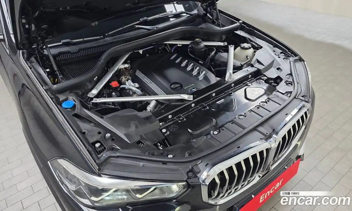 BMW X5 2022 3.0 автомат (гидро), фото 6