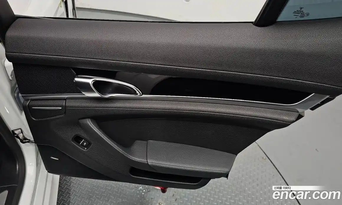 Porsche Panamera 2015 3.0 автомат (гидро), фото 14