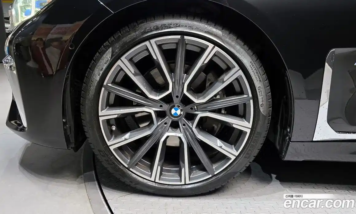 BMW 7 серия 2021 3.0 автомат (гидро), фото 5