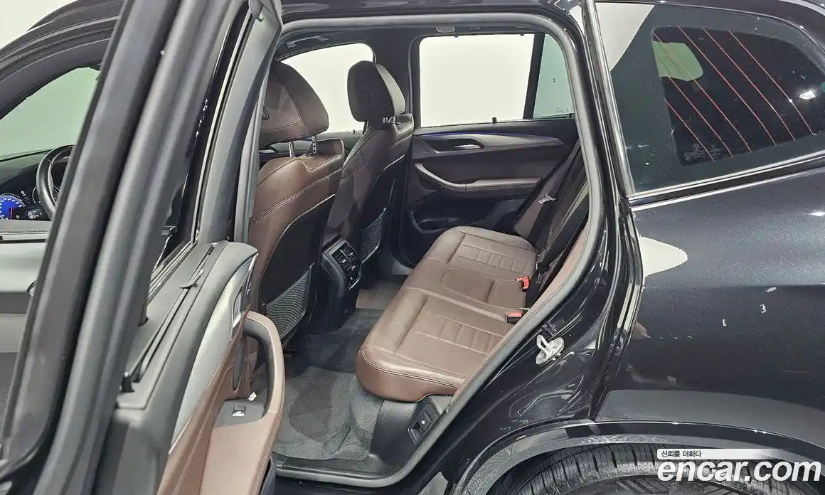 BMW X3 2018 2.0 автомат (гидро), фото 12