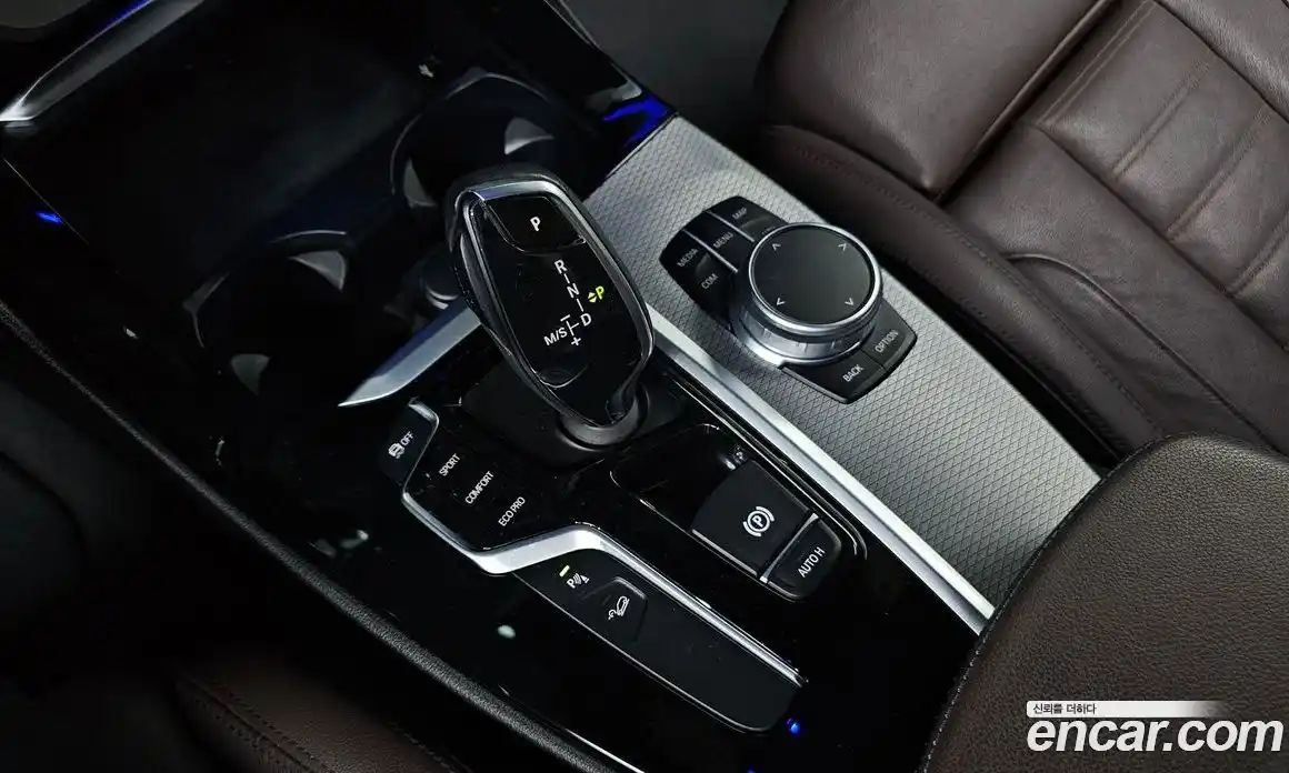 BMW X3 2018 2.0 автомат (гидро), фото 9