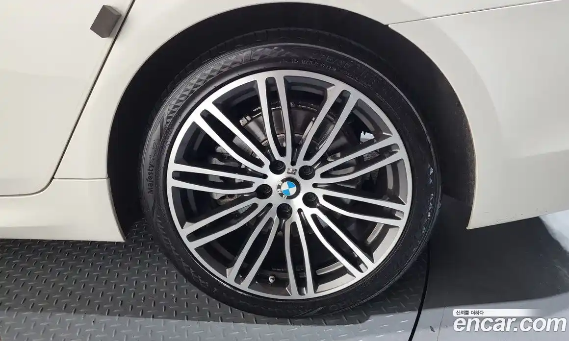 BMW 5 серия 2020 2.0 автомат (гидро), фото 7