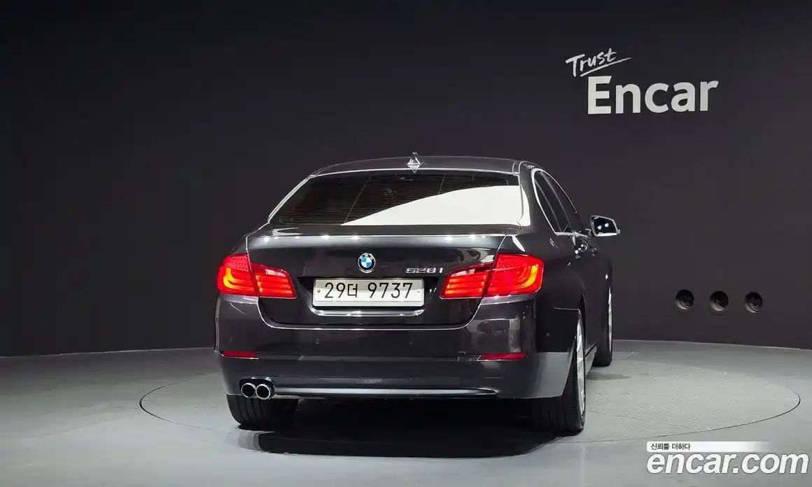 BMW 5 серия 2013 2.0 автомат (гидро), фото 4
