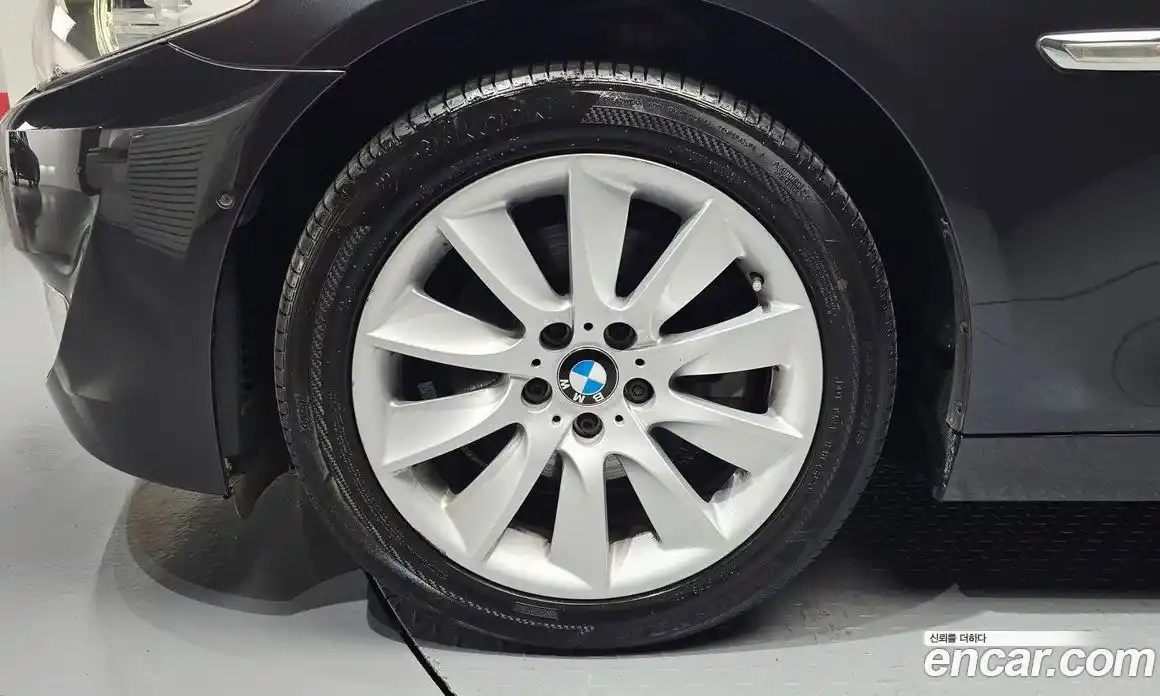 BMW 5 серия 2013 2.0 автомат (гидро), фото 5