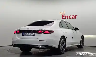 Mercedes-Benz E-Class 2025 2.0 автомат (гидро), миниатюра 2