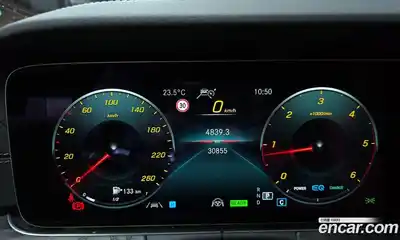Mercedes-Benz CLS-Class 2023 2.0 гидро, миниатюра 8 Mercedes-Benz CLS-Class 2023 2.0 гидро, миниатюра 8
