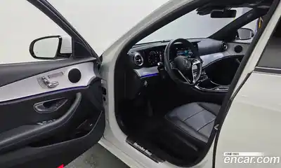 Mercedes-Benz E-Class 2021 2.0 автомат (гидро), миниатюра 10