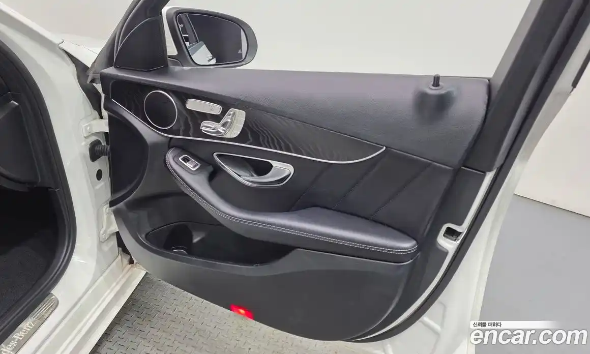 Mercedes-Benz C-Class 2019 1.9 гидро, фото 14 Mercedes-Benz C-Class 2019 1.9 гидро, фото 14