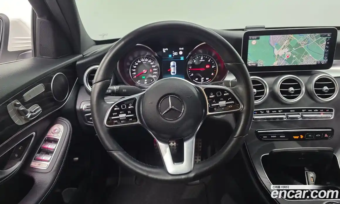 Mercedes-Benz C-Class 2019 1.9 гидро, фото 20 Mercedes-Benz C-Class 2019 1.9 гидро, фото 20