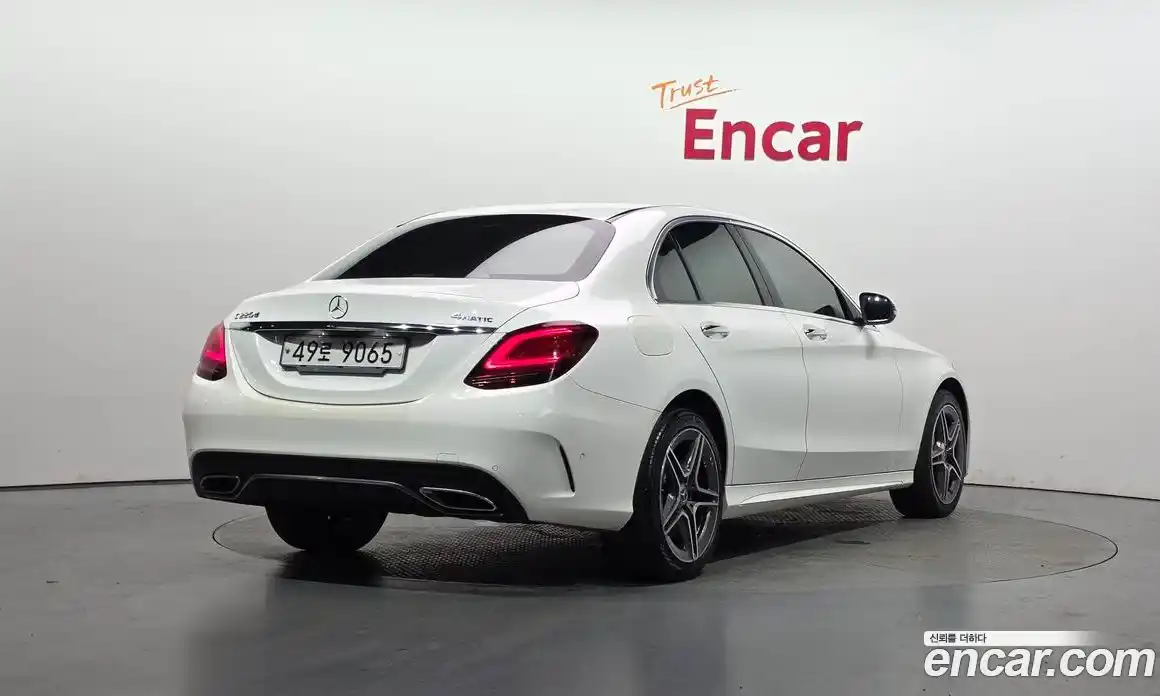 Mercedes-Benz C-Class 2019 1.9 гидро, фото 2 Mercedes-Benz C-Class 2019 1.9 гидро, фото 2