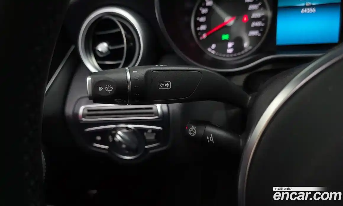 Mercedes-Benz C-Class 2019 1.9 гидро, фото 25 Mercedes-Benz C-Class 2019 1.9 гидро, фото 25