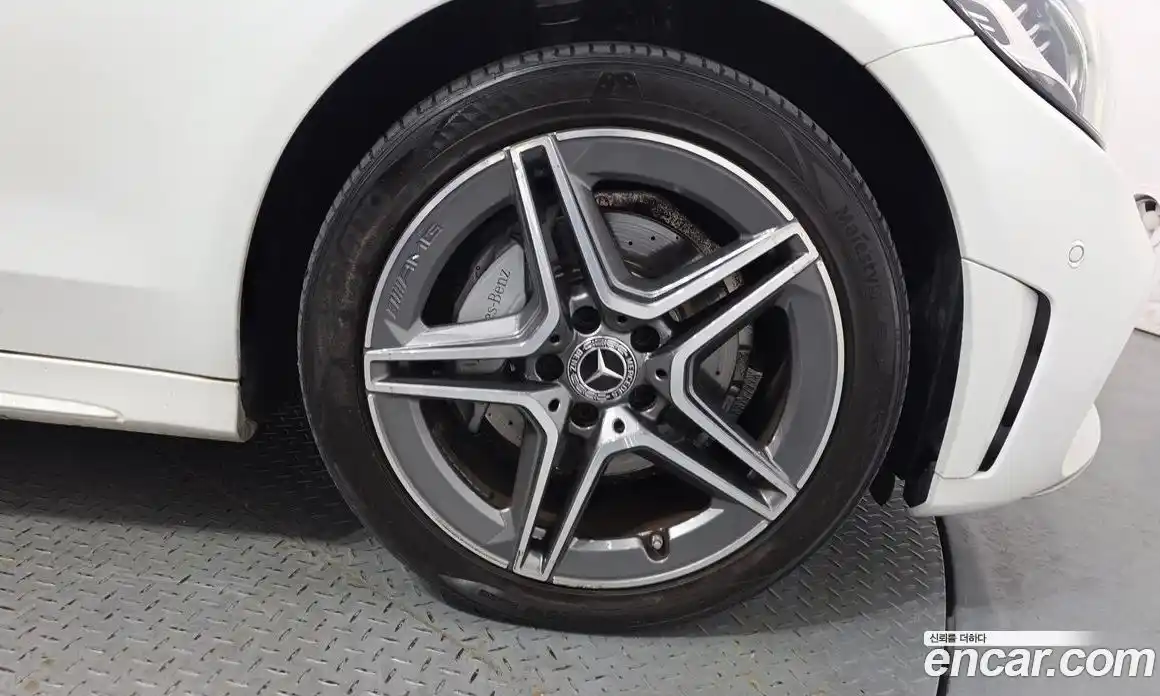 Mercedes-Benz C-Class 2019 1.9 гидро, фото 7 Mercedes-Benz C-Class 2019 1.9 гидро, фото 7