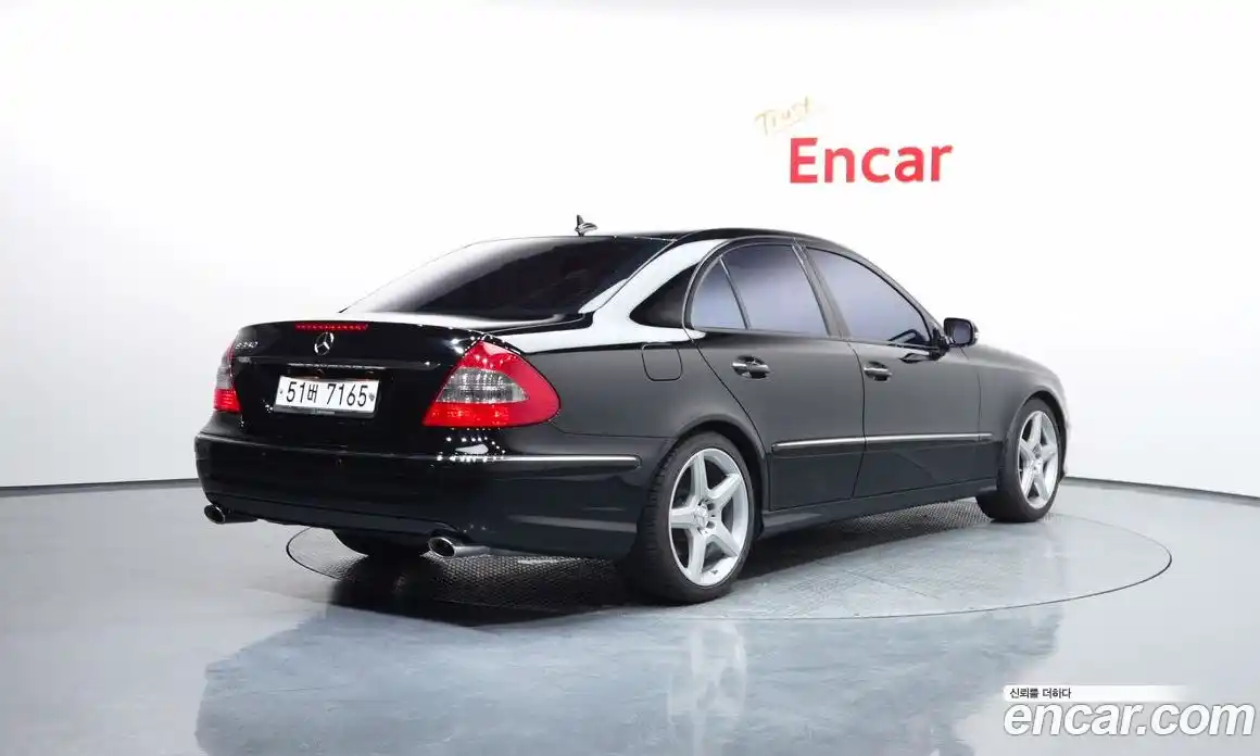 Mercedes-Benz E-Class 2009 3.5 автомат (гидро), фото 2