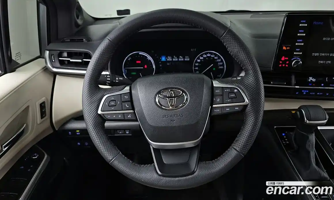 Toyota Sienna 2024 2.5 гидро, фото 19