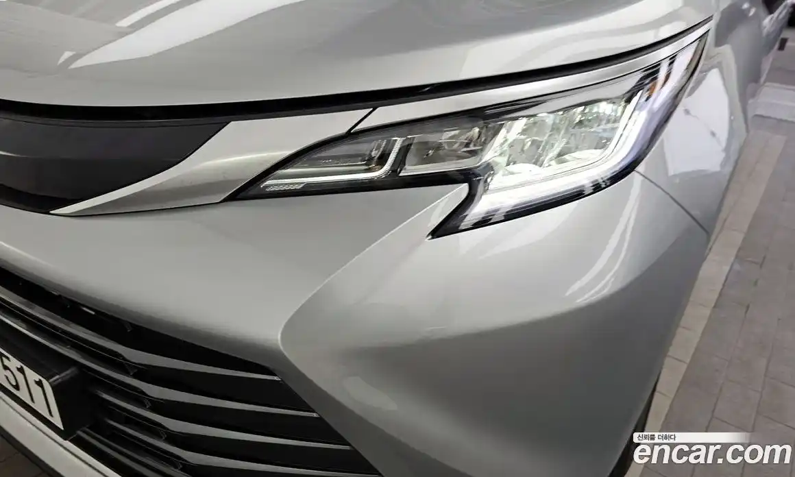 Toyota Sienna 2024 2.5 гидро, фото 8