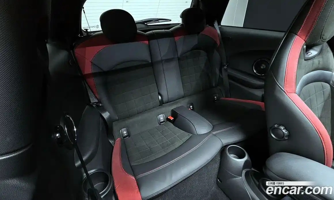 Mini Cooper 2019 2.0 автомат (гидро), фото 17