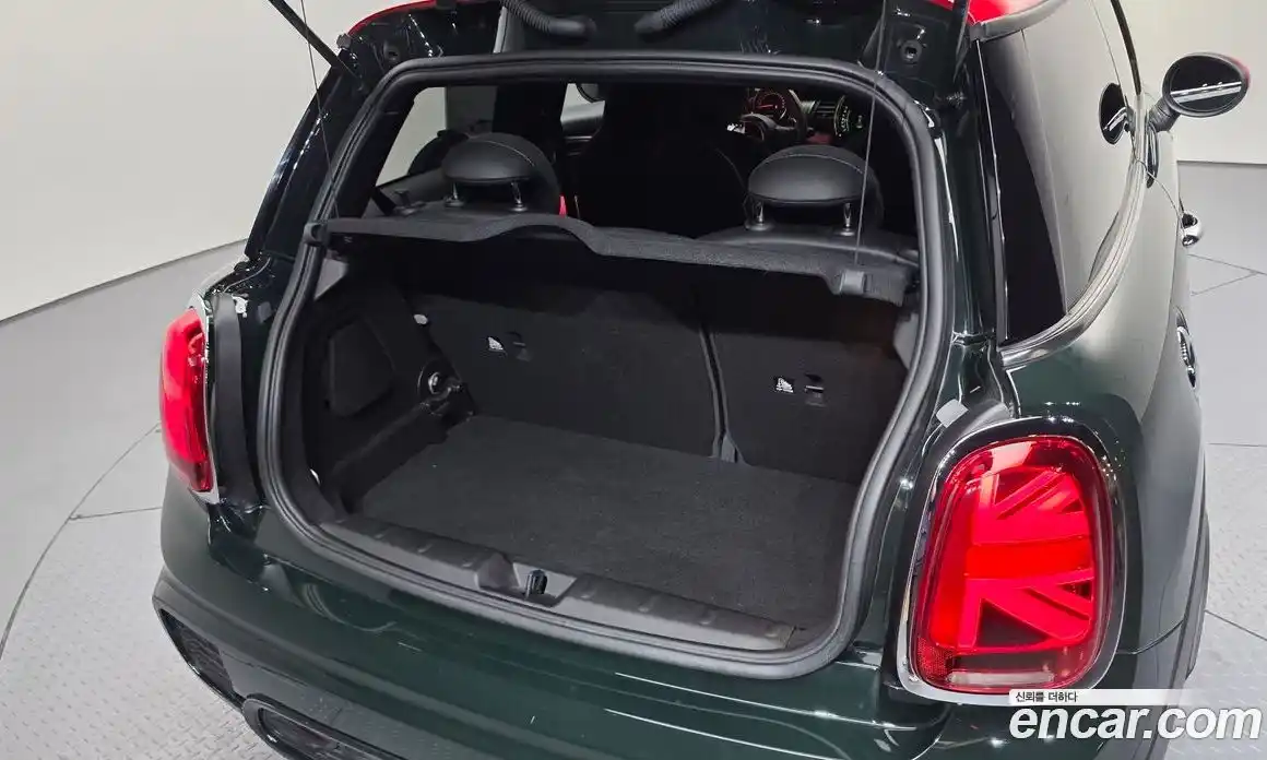 Mini Cooper 2019 2.0 автомат (гидро), фото 26