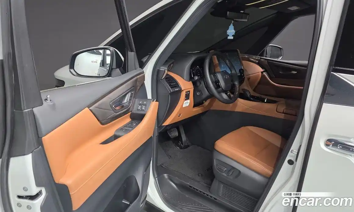 Toyota Alphard 2023 2.5 гидро, фото 13
