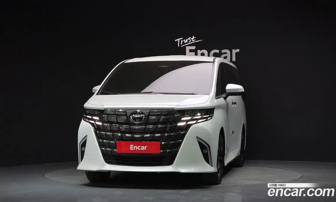 Toyota Alphard 2023 2.5 гидро, фото 3