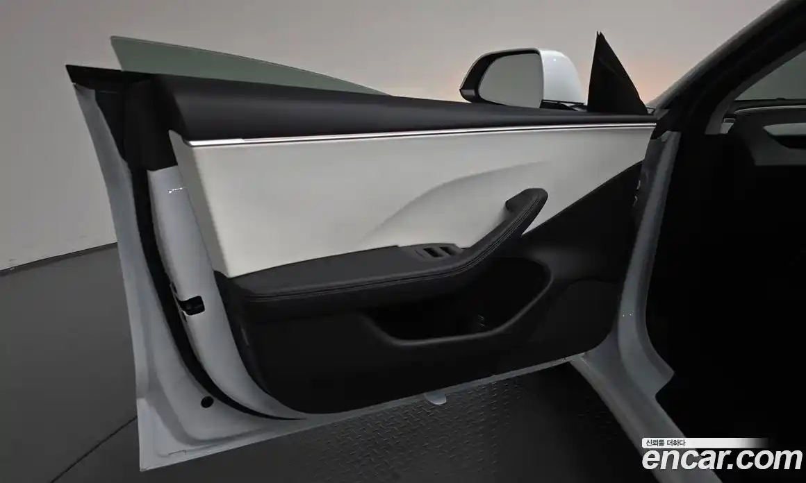 Tesla Model 3 2024 0.2 гидро, фото 13