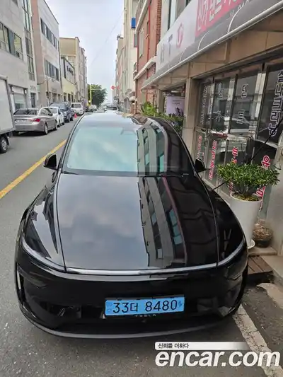Tesla Model Y 2026 гидро, миниатюра 8