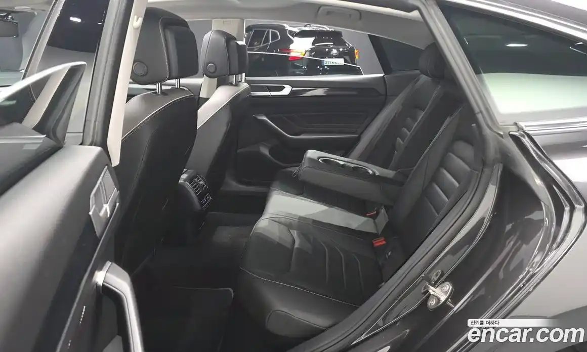 Volkswagen Arteon 2022 2.0 автомат (гидро), фото 17