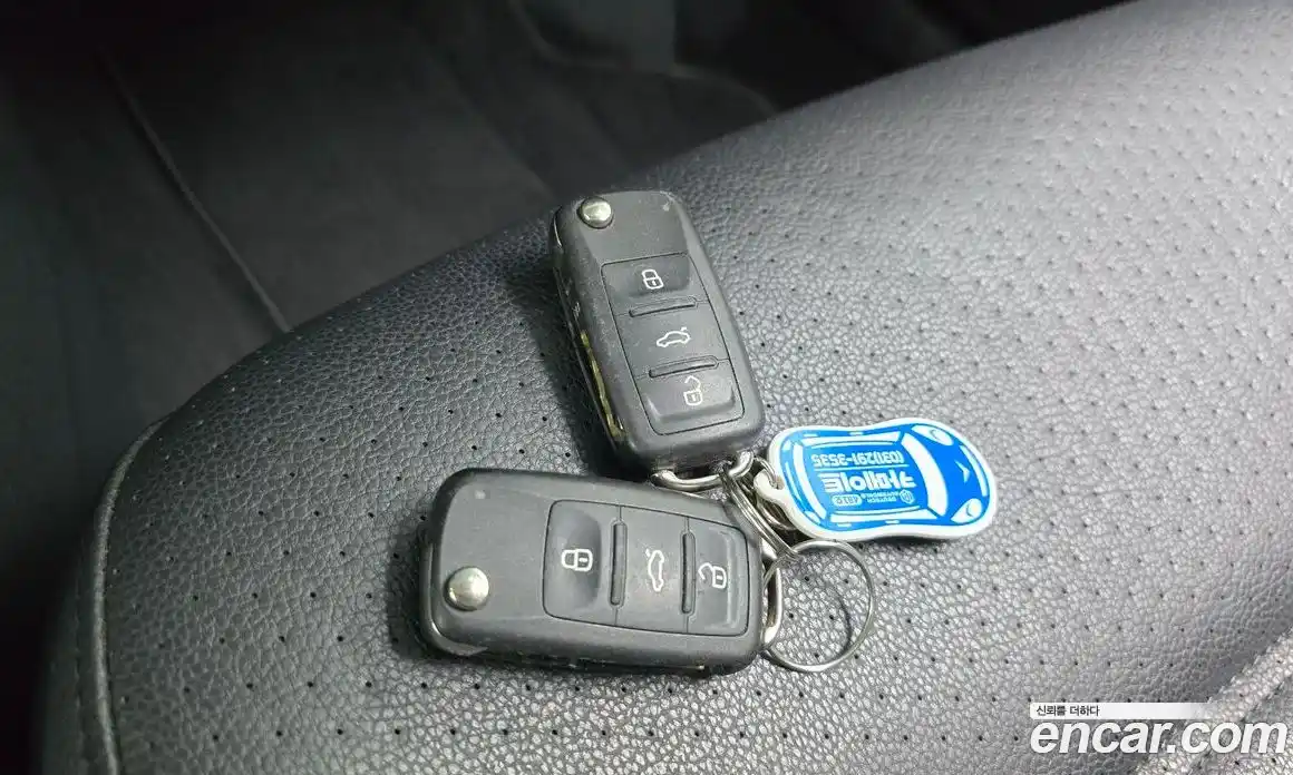 Volkswagen Jetta 2013 2.0 автомат (гидро), фото 15