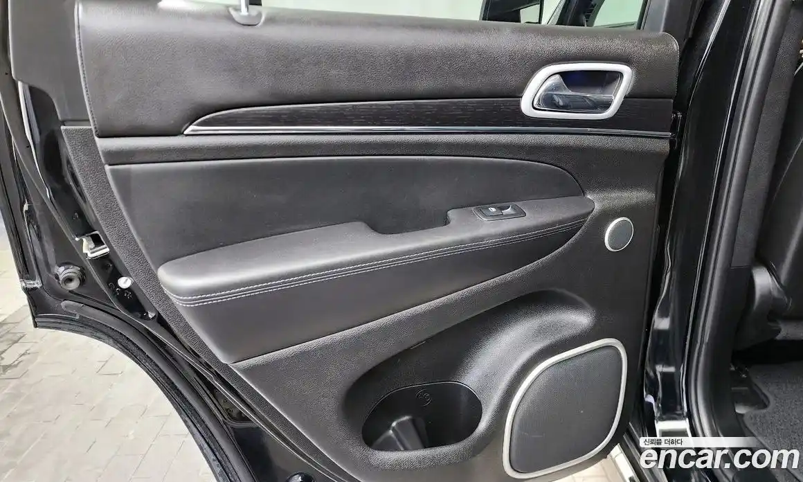 Jeep Cherokee 2021 3.6 автомат (гидро), фото 15