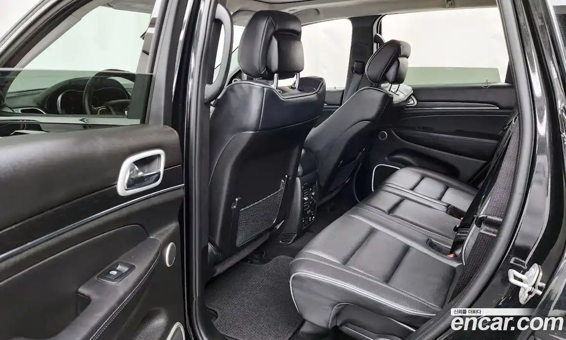 Jeep Cherokee 2021 3.6 автомат (гидро), фото 16