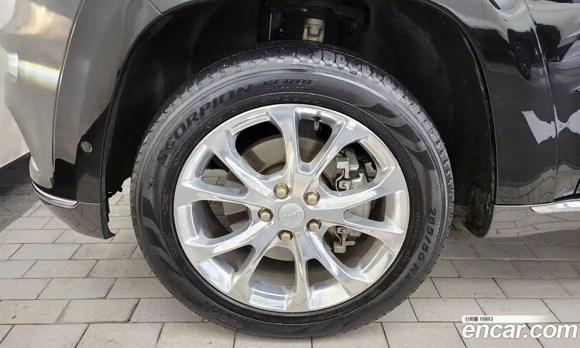 Jeep Cherokee 2021 3.6 автомат (гидро), фото 5
