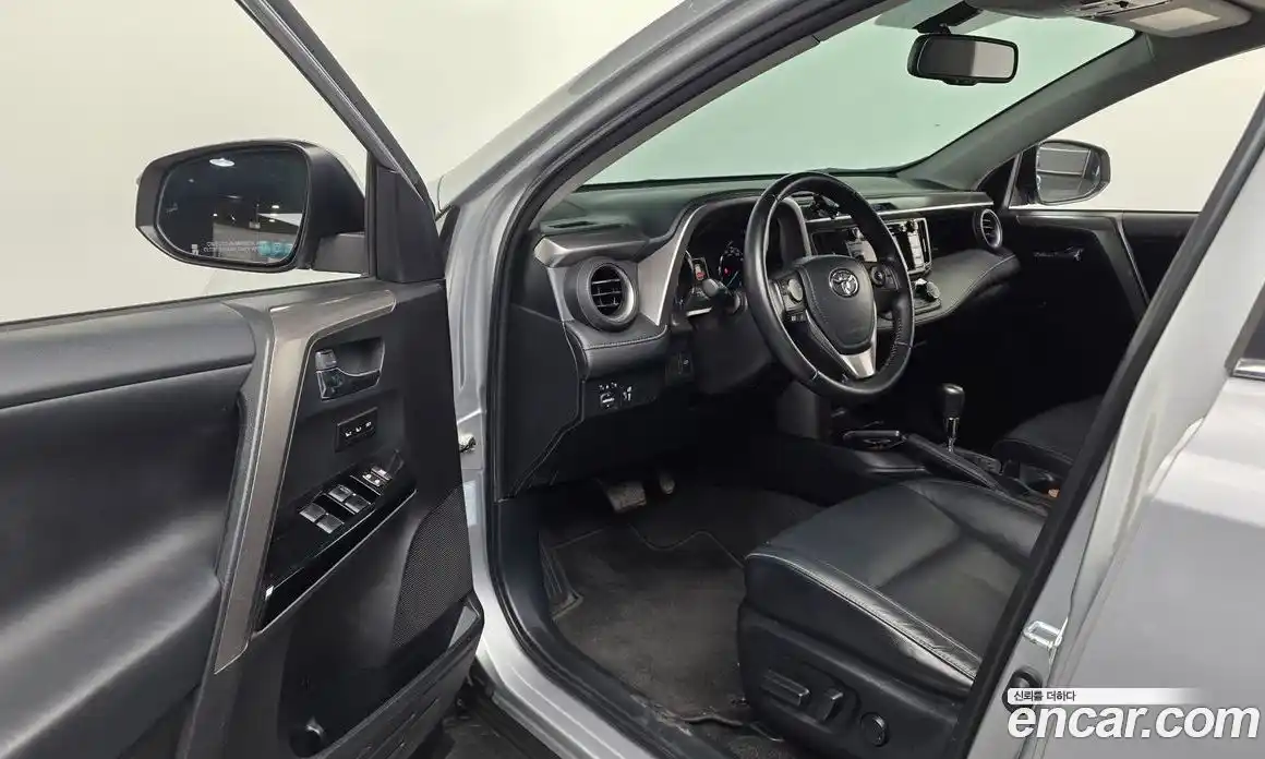 Toyota RAV4 2016 2.5 гидро, фото 10