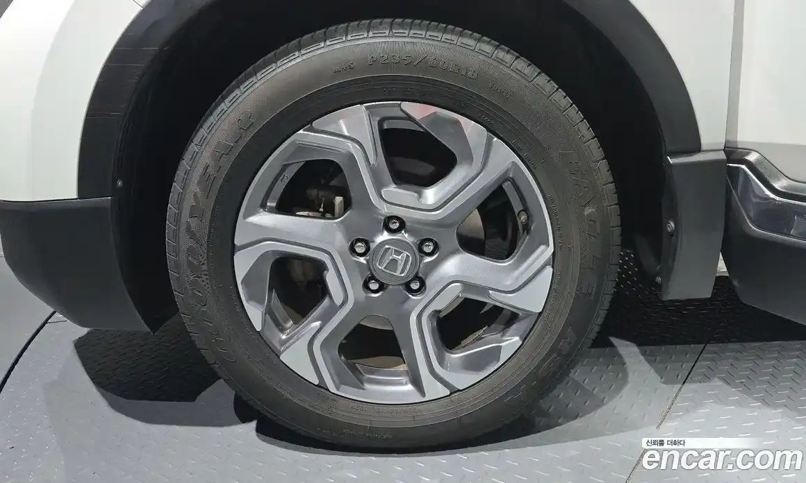Honda CR-V 2019 1.5 автомат (гидро), фото 5