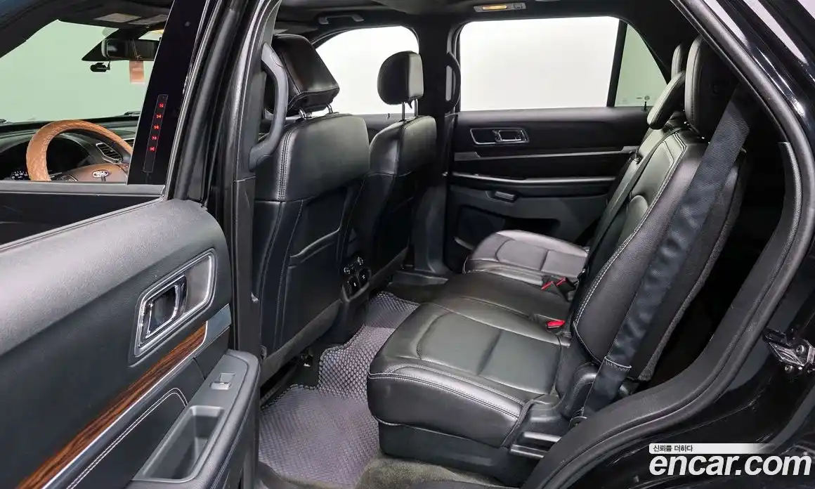 Ford Explorer 2017 2.3 автомат (гидро), фото 18