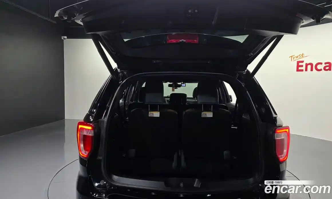 Ford Explorer 2017 2.3 автомат (гидро), фото 34