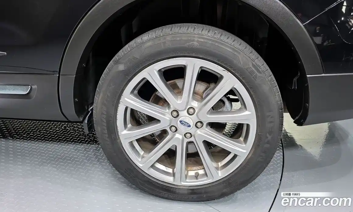 Ford Explorer 2017 2.3 автомат (гидро), фото 7