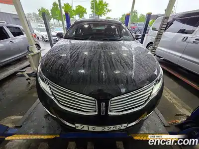 Lincoln MKZ