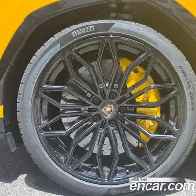 Lamborghini Urus 2025 4.0 гидро, миниатюра 5