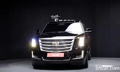 Cadillac Escalade 2017 6.2 гидро, миниатюра 3